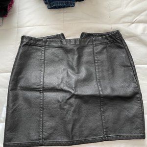Forever 21 Black Faux Leather Skirt